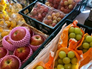 新鮮な野菜や果物のご提供