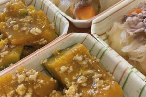 八百屋さんの日替わりお惣菜